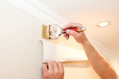 Pose de papier peint à Corbarieu — revêtements muraux et toiles de verre